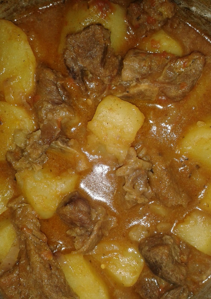A picture of Simple Beef Stew with Potatoes.