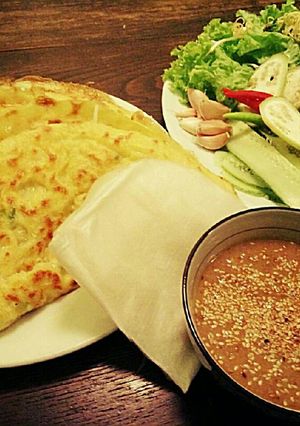 Hình của món Bánh xèo (bánh crêpes Việt).