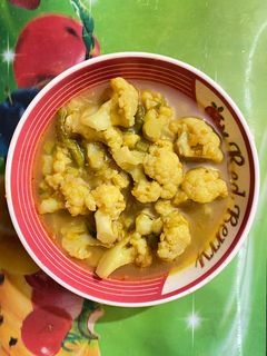 মুগ ডাল দিয়ে ফুলকপি রেসিপির প্রধান ছবি