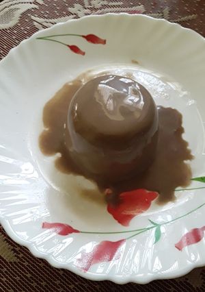 A picture of Instant Biscuits ice cream.