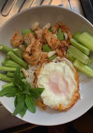 รูปของ ข้าวหมูคลุกฝุ่นไข่ดาว