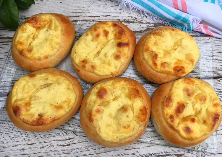 Recetta di Fatto in casa Panini ripieni di ricotta e brie