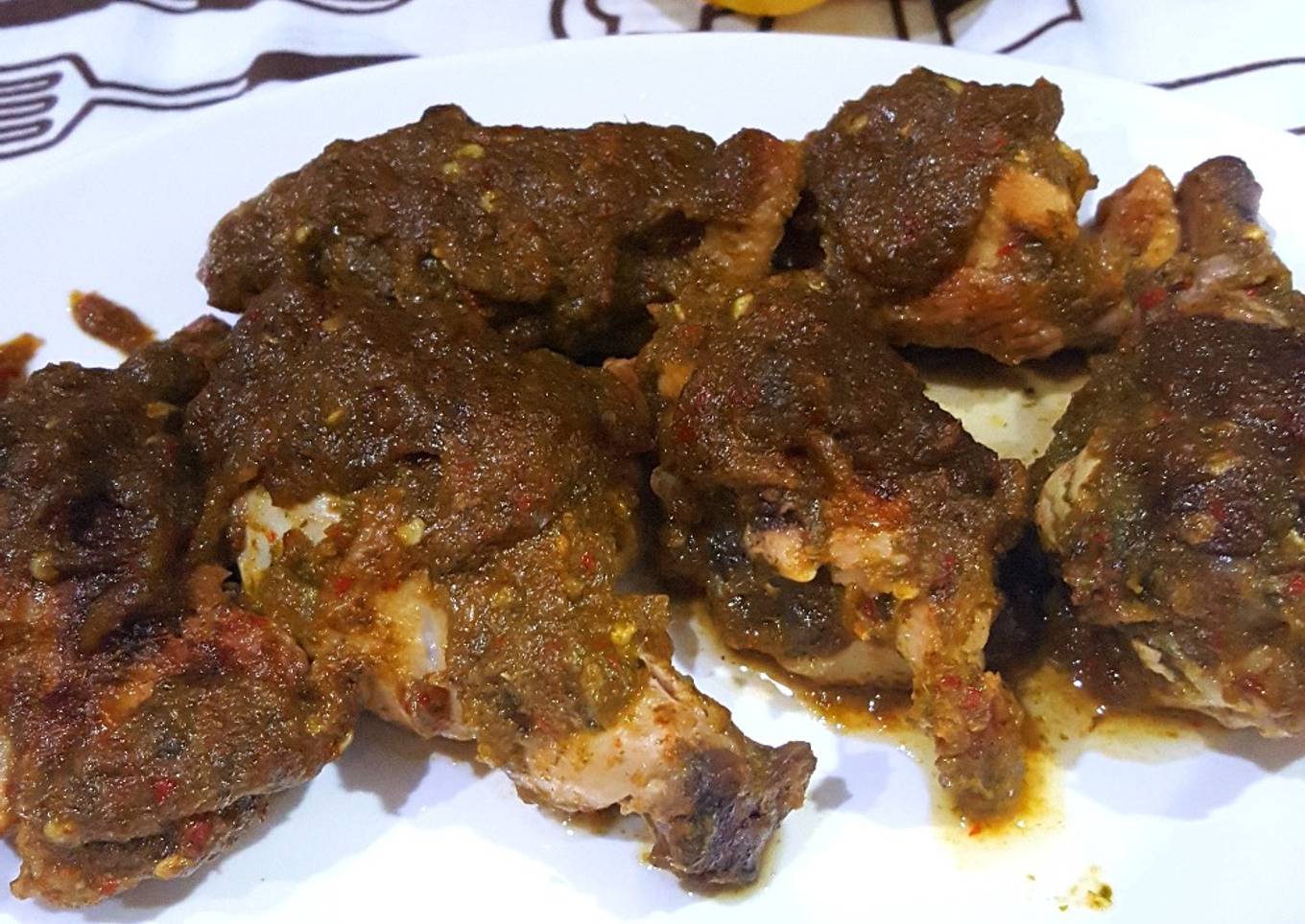 Ayam Panggang Simpel Pakai Daun Ketumbar