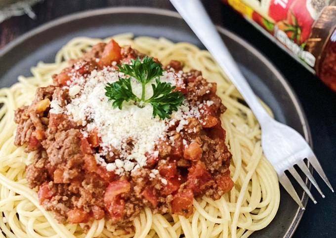 Steps to Prepare Ultimate Easy Spaghetti Bolognese