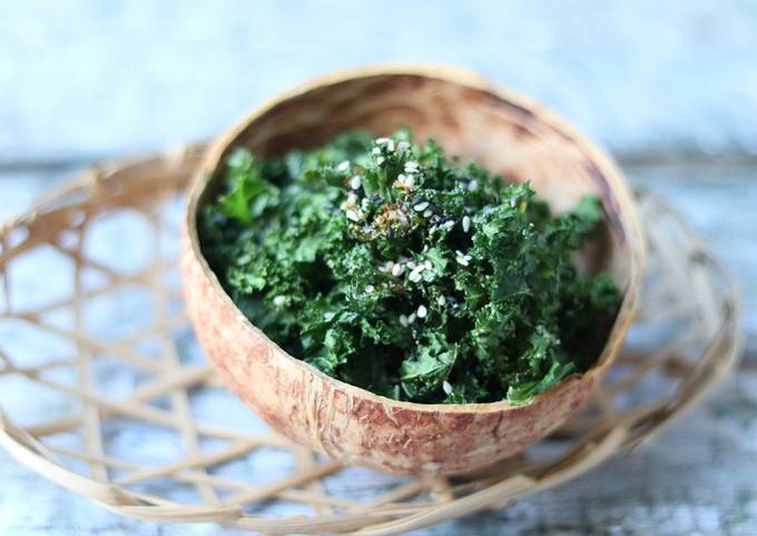 Air fry crispy kale