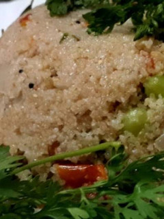 சம்பா கோதுமை ரவை உப்மா (gothumai ravai upma Recipe in Tamil) செய்முறை முக்கிய புகைப்படம்
