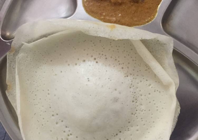 Get Lunch of Appam with mutton leg curry(ATTUKAL PAYA)