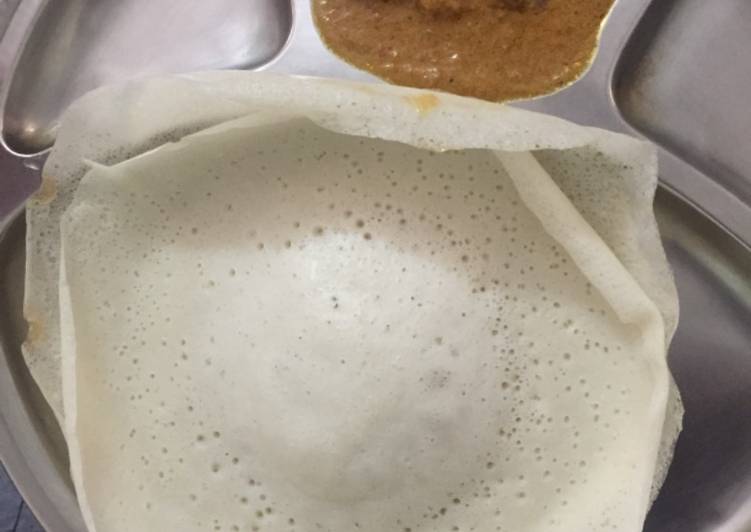 Appam with mutton leg curry(ATTUKAL PAYA)