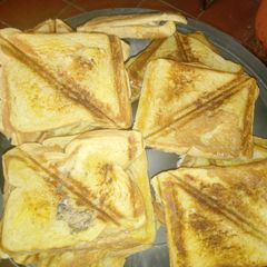 A picture of Onion Toast Bread.