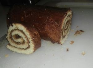 Una foto de Brazo gitano de chocolate🍰 súper fácil y económico