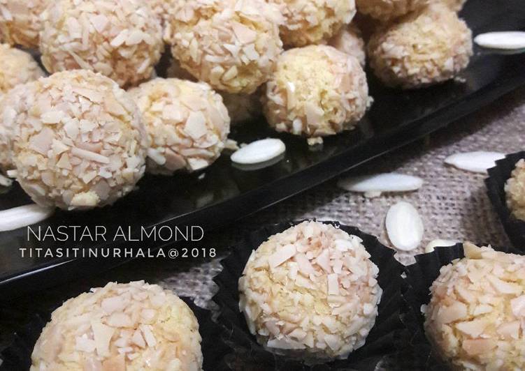 Nastar Almond