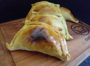 Una foto de Empanadas de Mariscos al Horno