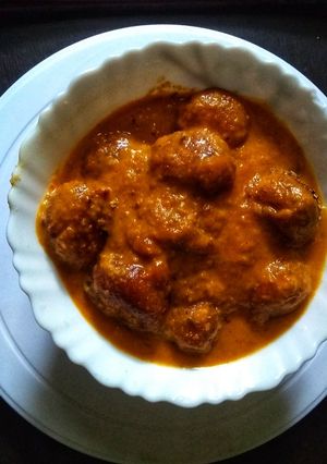 A picture of Paneer malai kofta.