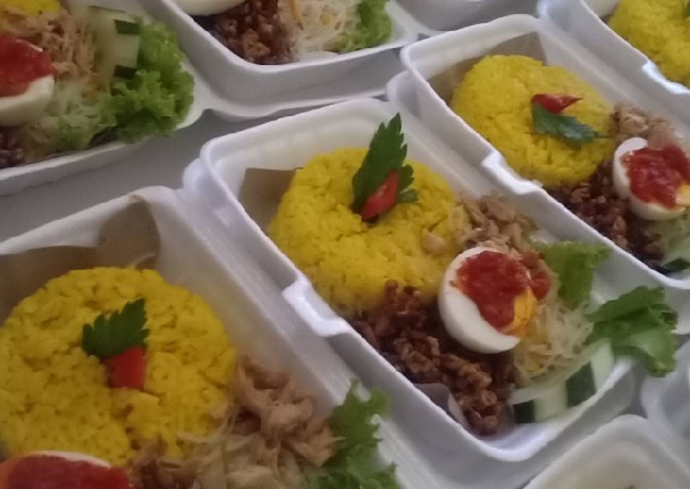Nasi kuning sederhana