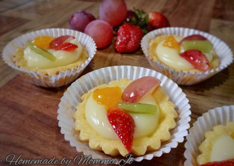 Bagaimana Membuat Mini fruit tart (Pie buah), Enak