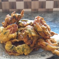 A picture of Onion Bhajiya#authors marathon.