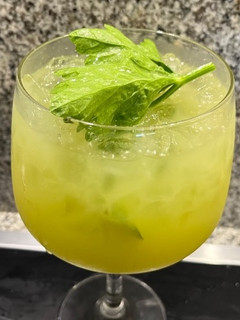 Una foto de Zumo de Piña y Apio