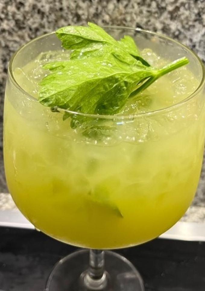 Una foto de Zumo de Piña y Apio