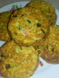 Foto resep Omlet Mie