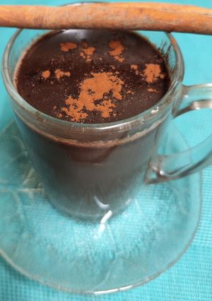 A picture of 🫕🍫Hot Chocolate 🍫🫕With Warm Indian Spices --- A Late Night Flavourful Winter Drink.