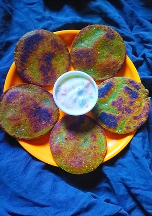 ગ્રીન મસાલા ભાખરી રેસીપી મુખ્ય ફોટો
