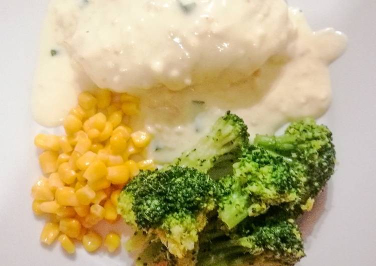 Recipe of Award-winning Creamy tender chicken breasts