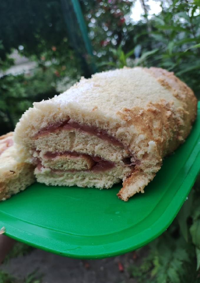 Рулет з яблуками