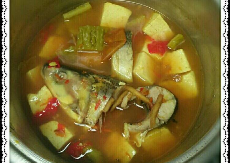 Bandeng masak belacan (pake tahu &amp; pare)