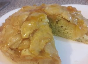Una foto de Kuchen de Manzana y mermelada