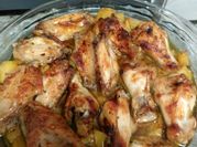 Una foto de pollo con patatas al microondas