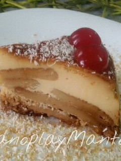 Una foto de Flan de coco y galletas en GME, F y G y Tradicional