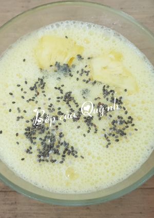 Hình của món Sinh tố sữa chua dứa.