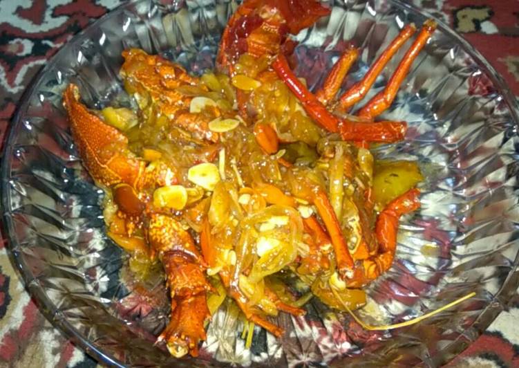 Lobster Saus Padang ala Mahmud