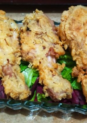 A picture of Crispy fried drum sticks.