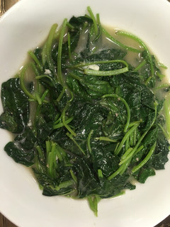 蒜炒地瓜葉 的食譜成品照片