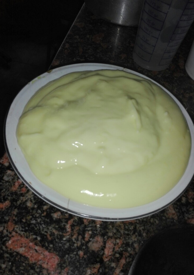 Una foto de Crema pastelera❤ súper fácil😗