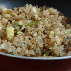 A picture of SABUDHANA KICHADI (Jevarisi upma).