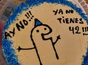 Una foto de torta de amor de chocolate
