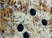 Uma foto de massa com atum