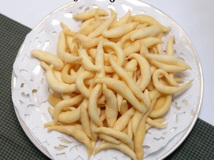 Easy Steps to Prepare Recipes Telur Gabus Keju the Delicious So Delicious.