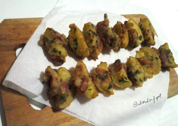 Resep: Mini Potato Wedges Sosis Bayam Goreng yang Renyah