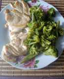 Ensalada de brócoli con pollo a la plancha