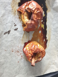 Una foto de Manzana asada