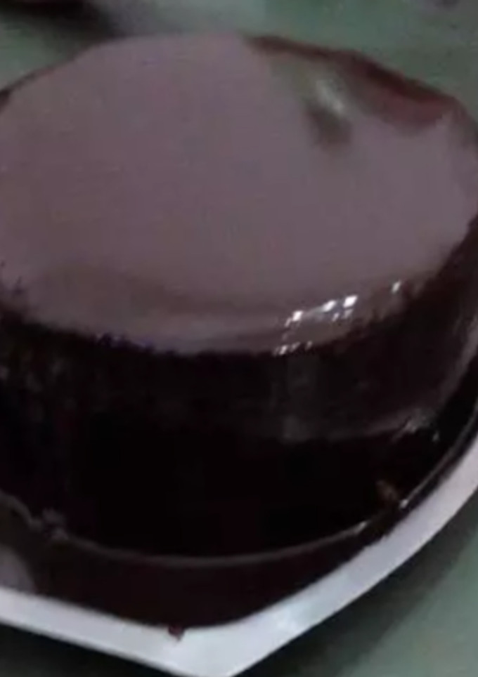 Una foto de Torta helada tipo bomba