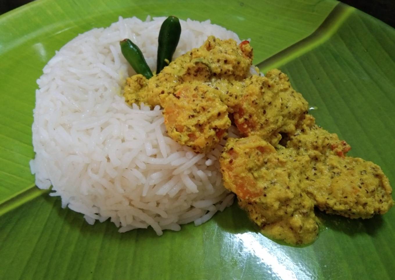 Bhapa Chingri with steamed rice(Steamed prawns)