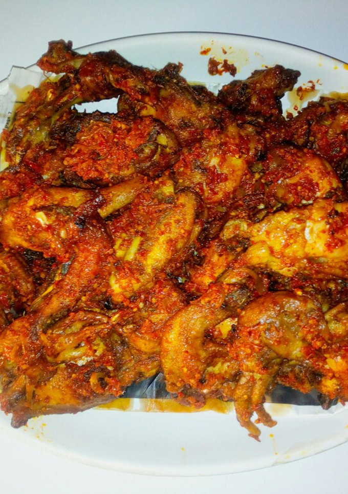A picture of Peppered chicken.
