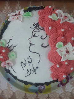 عکسی از دستور کیک تولد اسفنجی😍