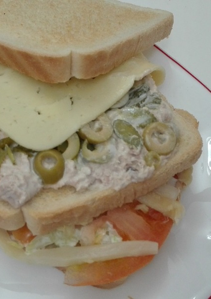 Una foto de Sándwich o sangui vegetal con queso