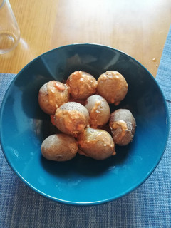 Una foto de Papas arrugadas con mojo