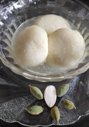 A picture of Rasgulla 😋.